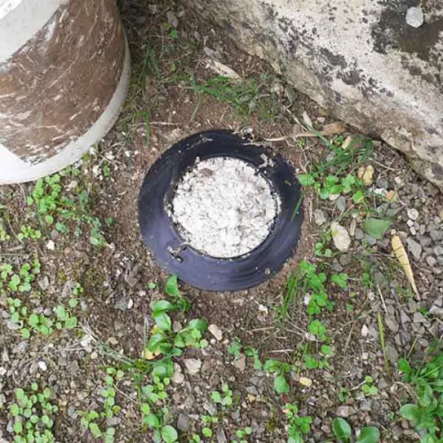 Pièges termites avec appâts - SAPA Traitement termites en Deux-Sèvres à Niort, Thouars, Melle, Parthenay...